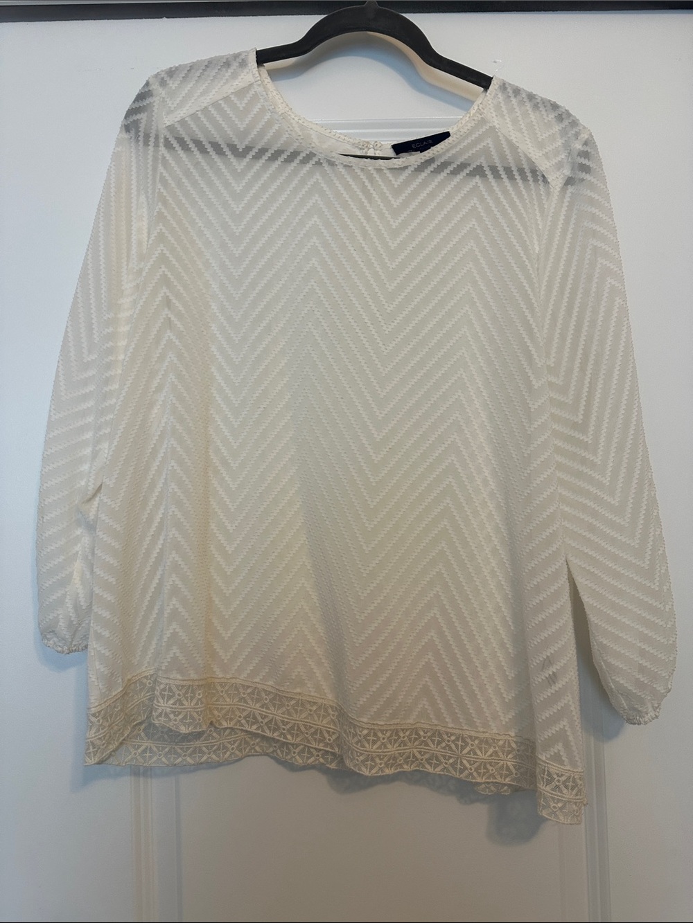 Women's Cream Chevron Lace-Hem Blouse by